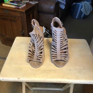 Women’s heels shoes